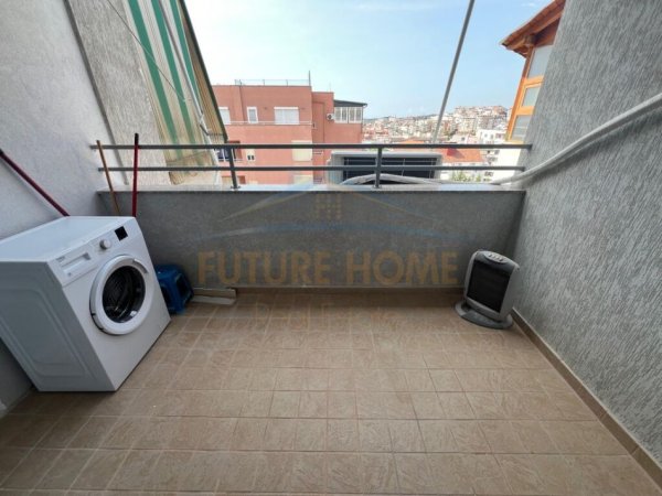 Tirane, shitet apartament 1+1+Ballkon Kati 4, 67 m² 87.000 € (Fresk)