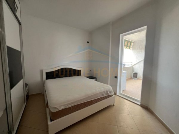 Tirane, shitet apartament 1+1+Ballkon Kati 4, 67 m² 87.000 € (Fresk)