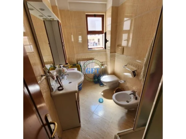 Durres, shitet apartament 2+1+Ballkon Kati 7, 120 m² 120.000 € (Ish Rajoni Durres)