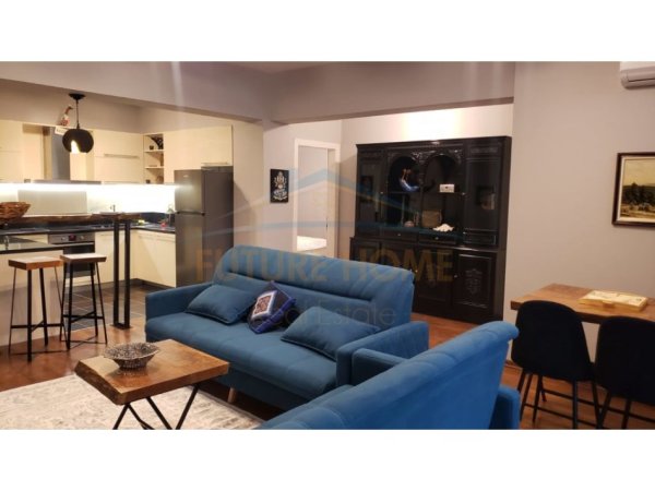 Tirane, jap me qera apartament 2+1+Ballkon Kati 1, 104 m² 650 € (Kopshti Zoologjik)