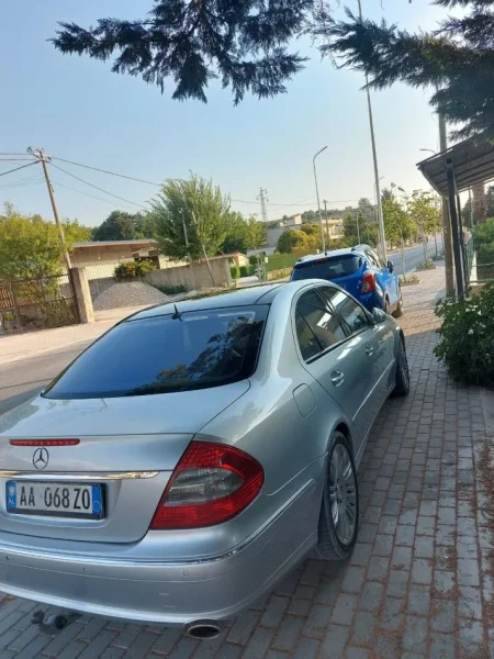 Mercedes Benz Viti 2007 sherbimet e bera