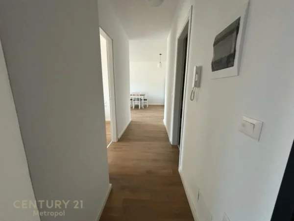 Tirane, jepet me qera apartament 2+1 Kati 3, 111 m² 750 € (don bosko)