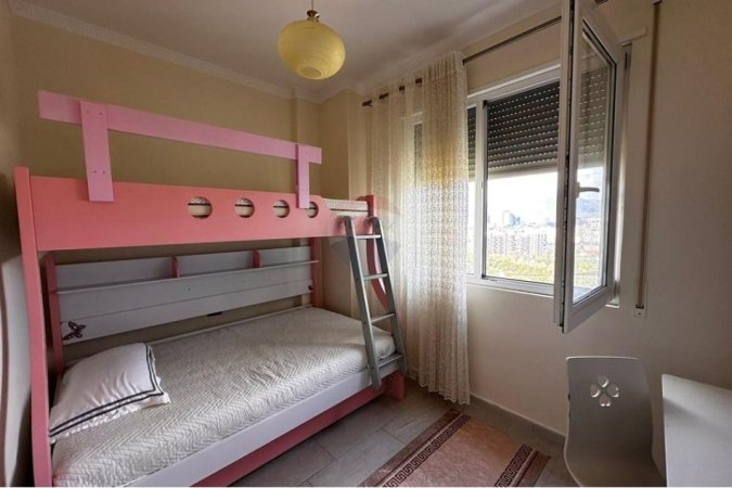 Tirane, jepet me qera apartament 2+1 , 80 m² 500 € (Rruga Selita e Vjeter - Kopshti Botanik)