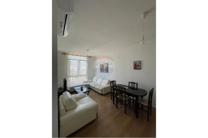 jepet me qera apartament 2+1 Kati 3, 100 m² 600 € (Apartament 2+1 per qira tek Tregu Elektrik!)