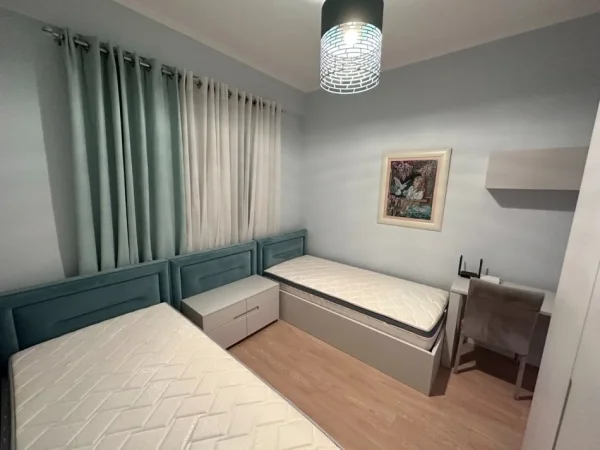 Tirane, shitet apartament 2+1 Kati 6, 95 m² 165.000 € (Tirana Golden Park)
