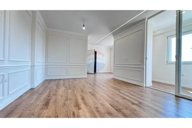 Tirane, shitet apartament 2+1 Kati 10, 93 m² 199.000 € 