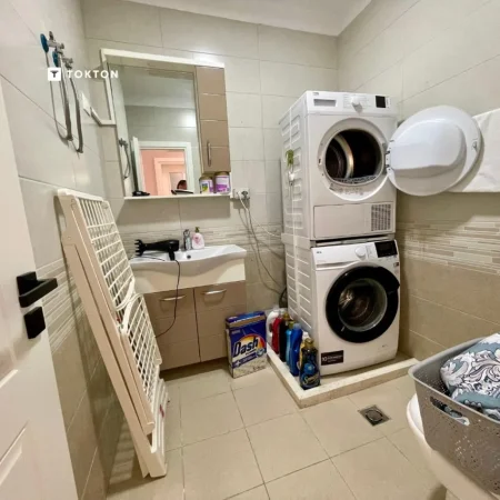 Tirane, shitet apartament 2+1 Kati 1, 113 m² 240.000 € (21 Dhjetori)