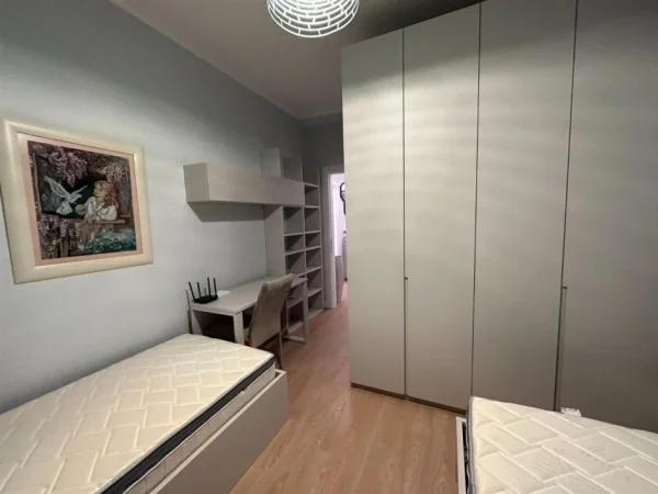 Tirane, shitet apartament 2+1+Aneks+Ballkon Kati 6, 95 m² 165.000 € (Rruga Kavajes)