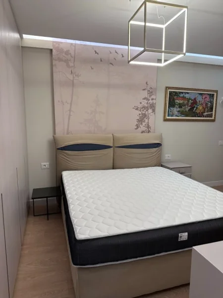 Tirane, shitet apartament 2+1+Ballkon Kati 6, 95 m² 165.000 € (Golden Park)