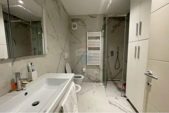 Tirane, jepet me qera apartament 2+1 Kati 8, 107 m² 900 € (Rruga e Elbasanit)