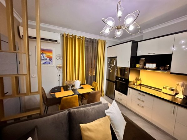 Tirane, jepet me qera apartament 2+1+Aneks+Ballkon Kati 3, 100 m² 700 € (KODRA E DIELLIT)