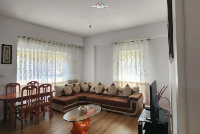 Tirane, jepet me qera apartament 1+1 Kati 1, 60 m² 400 € (Ali Demi)