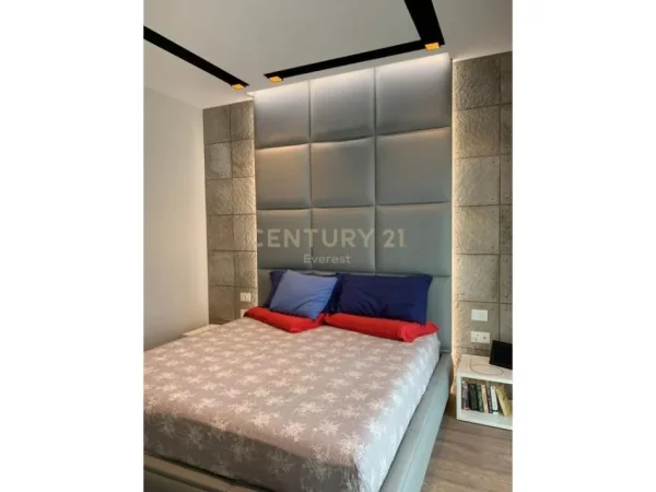 Tirane, shes Vile , 394 m² 820.000 € (Rruga e Elbasanit)