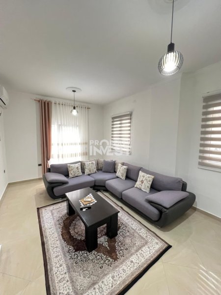 Tirane, jepet me qera apartament 2+1 Kati 1, 109 m² 500 € (Kodra Diellit)