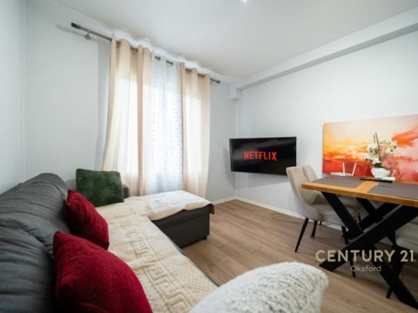 Tirane, jepet me qera apartament 2+1 Kati 3, 600 € (vasil shanto)