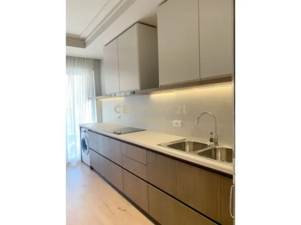 Tirane, jepet me qera apartament 1+1 Kati 6, 85 m² 700 € (myslym shyr)