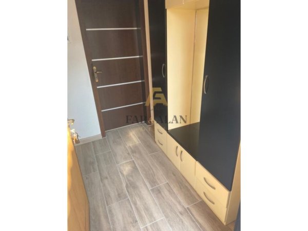 Tirane, jepet me qera apartament 2+1 , 90 m² 450 € (Rruga Besa)