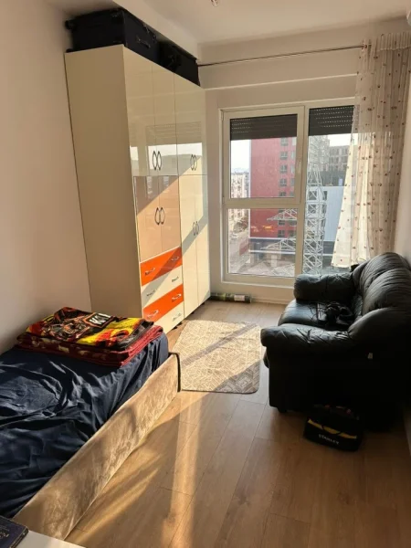Tirane, jepet me qera apartament 2+1+Ballkon Kati 7, 94 m² 650 € (BULEVARDI I RI)
