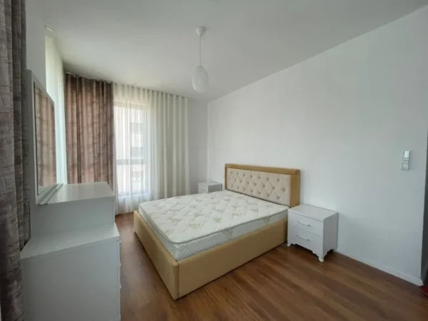 Tirane, jepet me qera apartament 2+1+Ballkon , 100 m² 600 € (ASTIR, PALLATI EGLO)