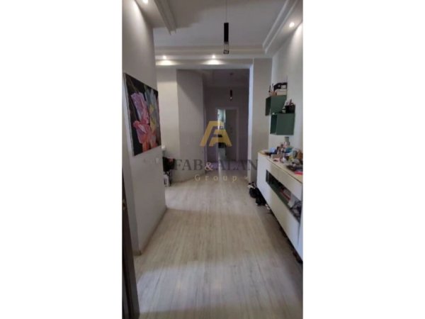Tirane, shitet apartament 2+1 Kati 2, 128 m² 240.000 € (Myslym Shyri)