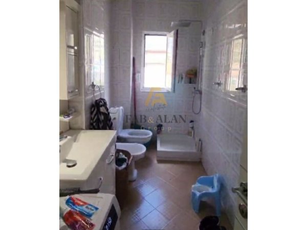 Tirane, shitet apartament 2+1 Kati 2, 128 m² 240.000 € (Myslym Shyri)