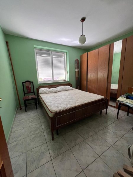 Tirane, jepet me qera apartament 1+1+Ballkon Kati 3, 62 m² 450 € (VASIL SHANTO)