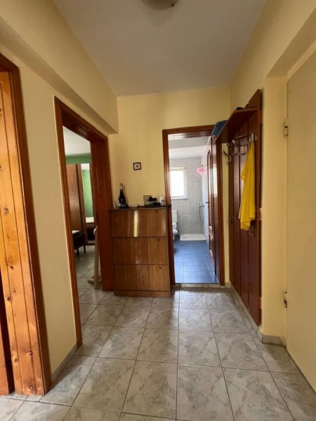 Tirane, jepet me qera apartament 1+1+Ballkon Kati 3, 62 m² 450 € (VASIL SHANTO)