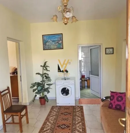 Vlore, shitet shtepi 2+1+Ballkon Kati 0, 602 m² 250.000 € (VLORE)