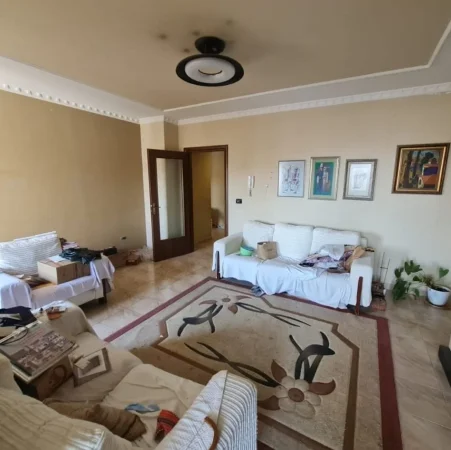 Tirane, shitet apartament 2+1+Aneks+Ballkon Kati 5, 117 m² 197.000 € (Bulevardi Bajram Curri)