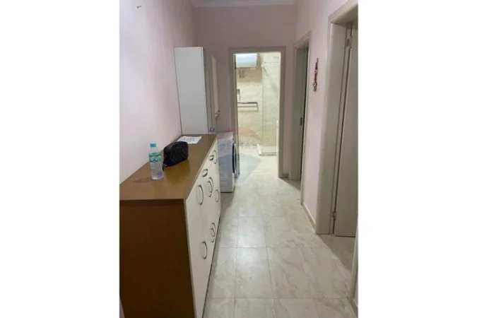 Tirane, jepet me qera apartament 1+1 Kati 3, 67 m² 400 € (Astir)
