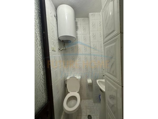 Tirane, jepet me qera apartament 2+1 Kati 2, 96 m² 600 € (BLLOK)