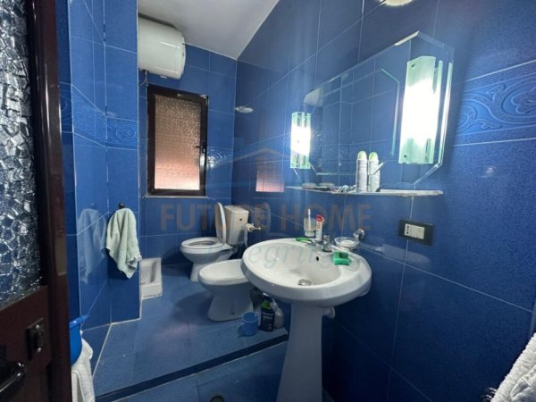 Tirane, jepet me qera apartament 2+1 Kati 2, 96 m² 600 € (BLLOK)