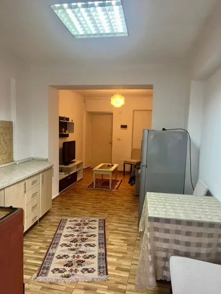 Tirane, jepet me qera apartament 1+1+Aneks Kati 2, 50 m² 500 € (Rr Vaso Pasha)