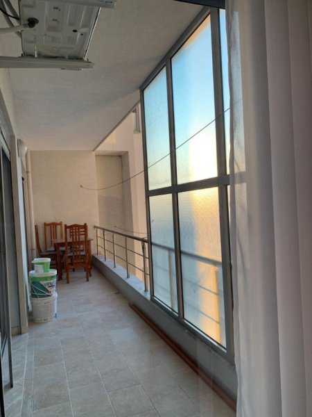 Durres, jepet me qera apartament 2+1+Ballkon Kati 9, 89 m² 400 € (Stacioni Trenit, Durres)