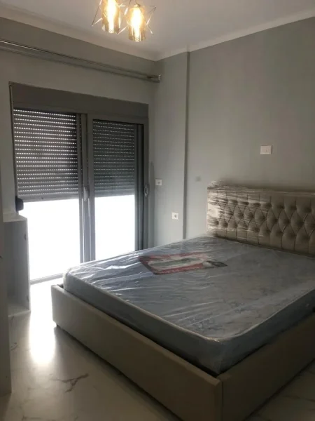 Tirane, jepet me qera apartament 2+1 Kati 4, 114 m² 600 € (Don Bosko)