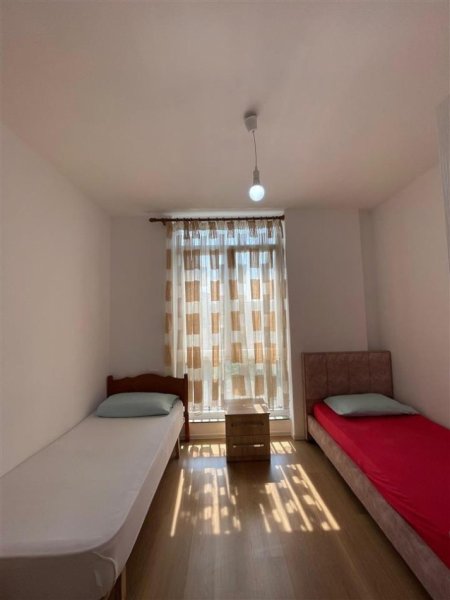 Tirane, jepet me qera apartament 2+1 Kati 3, 100 m² 600 € (Tregu Elektrik)