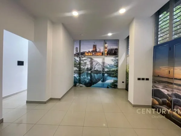 Tirane, jepet me qera dyqan Kati 0, 37 m² 500 € (Kole Koci)