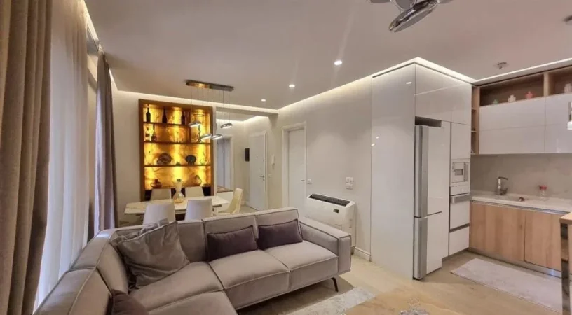 Tirane, jepet me qera apartament 2+1 Kati 5, 113 m² 900 € (Komuna e Parisit)