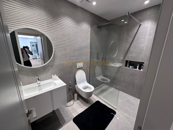 Tirane, jepet me qera apartament 2+1 Kati 1, 100 m² 1.200 € (TEG TIRANE ROSE GARDEN RESIDENCE)