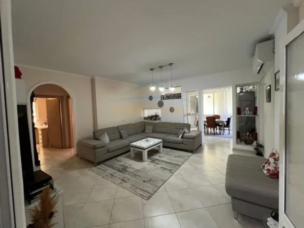 Tirane, shitet apartament 2+1 Kati 5, 127 m² 230.000 € (LIQENI I THATE TIRANE)