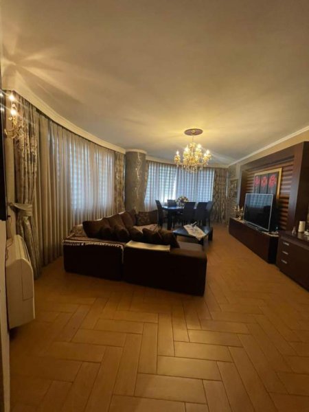 Tirane, shitet apartament 2+1+A+BLK Kati 9, 127 m² 275.000 Euro (Rruga Frederik Shiroka)