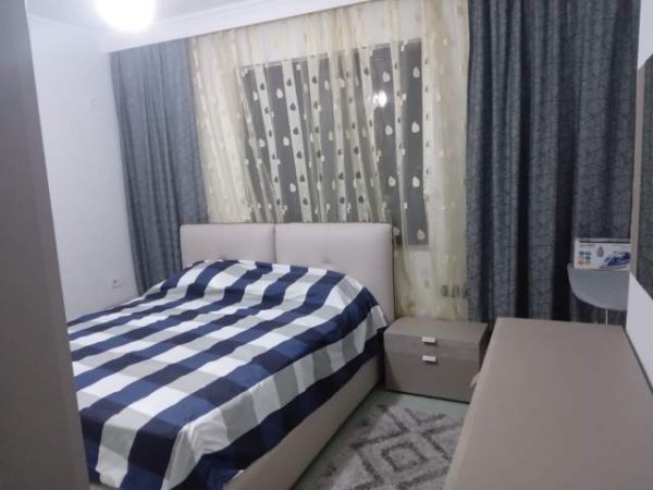 Tirane, jepet me qera apartament 2+1+BLK Kati 6, 80 m² 550 Euro (petro nini luarasi)