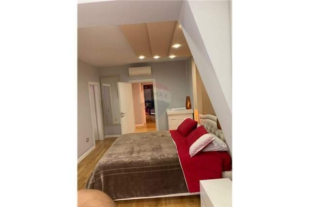 Tirane, jepet me qera apartament 2+1 96 m² 800 Euro (QENDER)