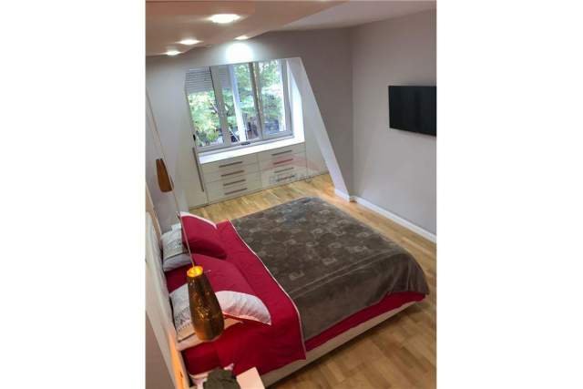 Tirane, jepet me qera apartament 2+1 96 m² 800 Euro (QENDER)
