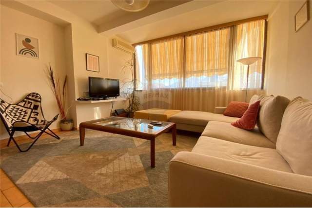 Tirane, jepet me qera 2+1 83 m² 500 Euro (RRUGA E KAVAJES)