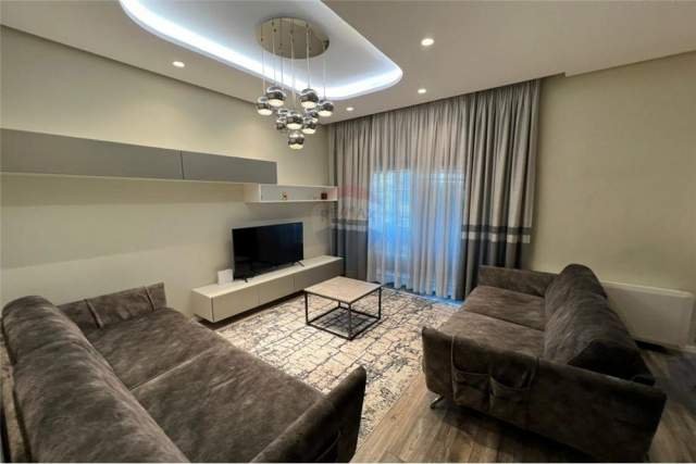Tirane, jepet me qera apartament 2+1 93 m² 550 Euro (BULEVARDI XHAN DARK)