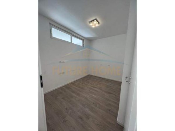 Tirane, jap me qera apartament 2+1+BLK Kati 6, 65 m² 400 Euro (21 dhjetori)