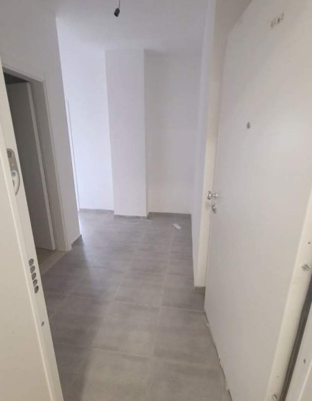 Tirane, jepet me qera apartament 2+1+BLK Kati 2, 400 Euro ("Robert Shvarc")