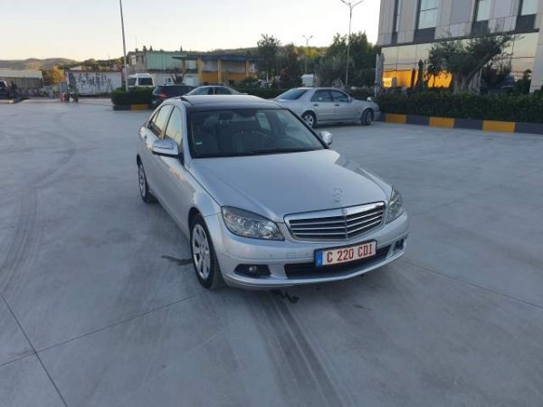 Fier, shitet makine Mercedes-Benz C 220 CDI Panorama Viti 2008, 7.900 Euro