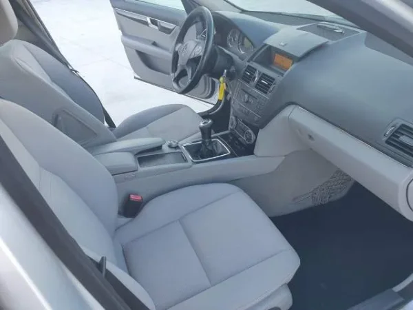 Fier, shitet makine Mercedes-Benz C 220 CDI Panorama Viti 2008, 6800 Euro